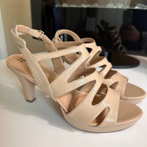 Naturalizer Baylor Strappy Sandal- size 9 never worn